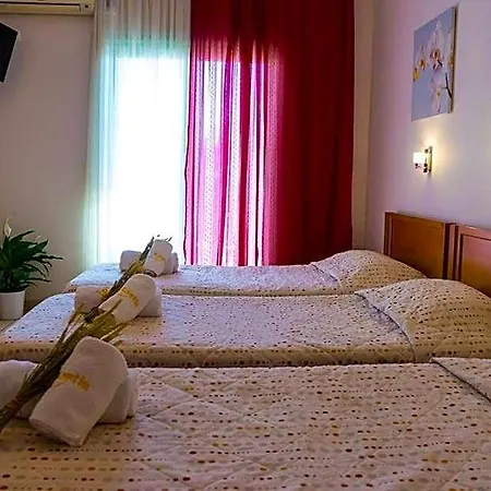 Kostis Skiathos stad